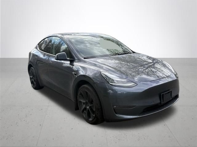 Used 2022 Tesla Model Y Long Range with VIN 7SAYGDEE3NF436007 for sale in Gladstone, OR