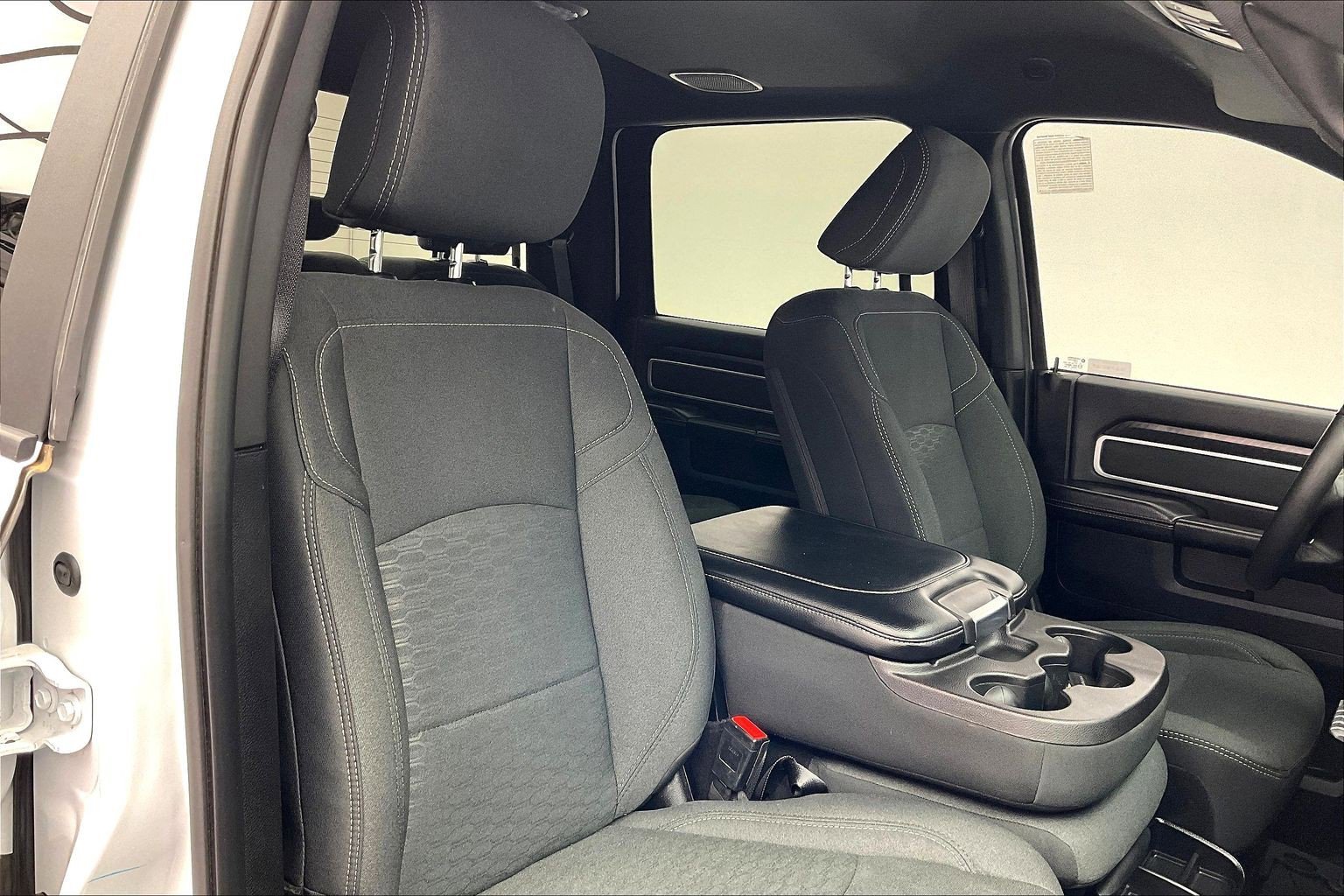 2025 Ram 2500 Big Horn photo 2