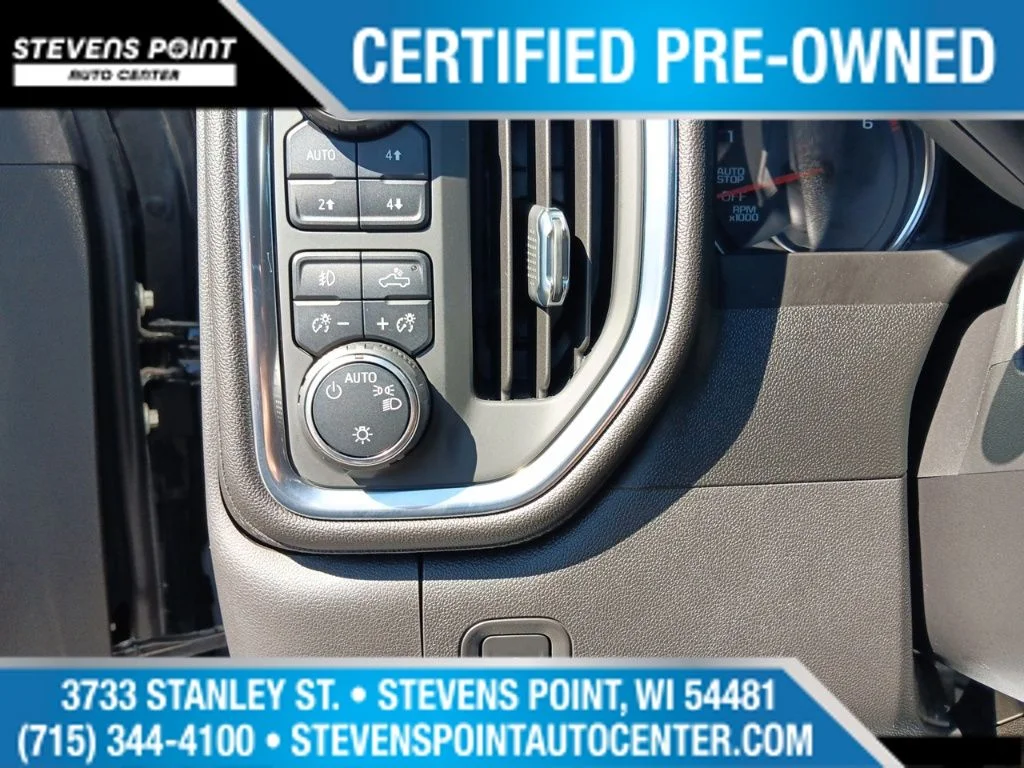 Used 2021 Black Chevrolet RST image 17
