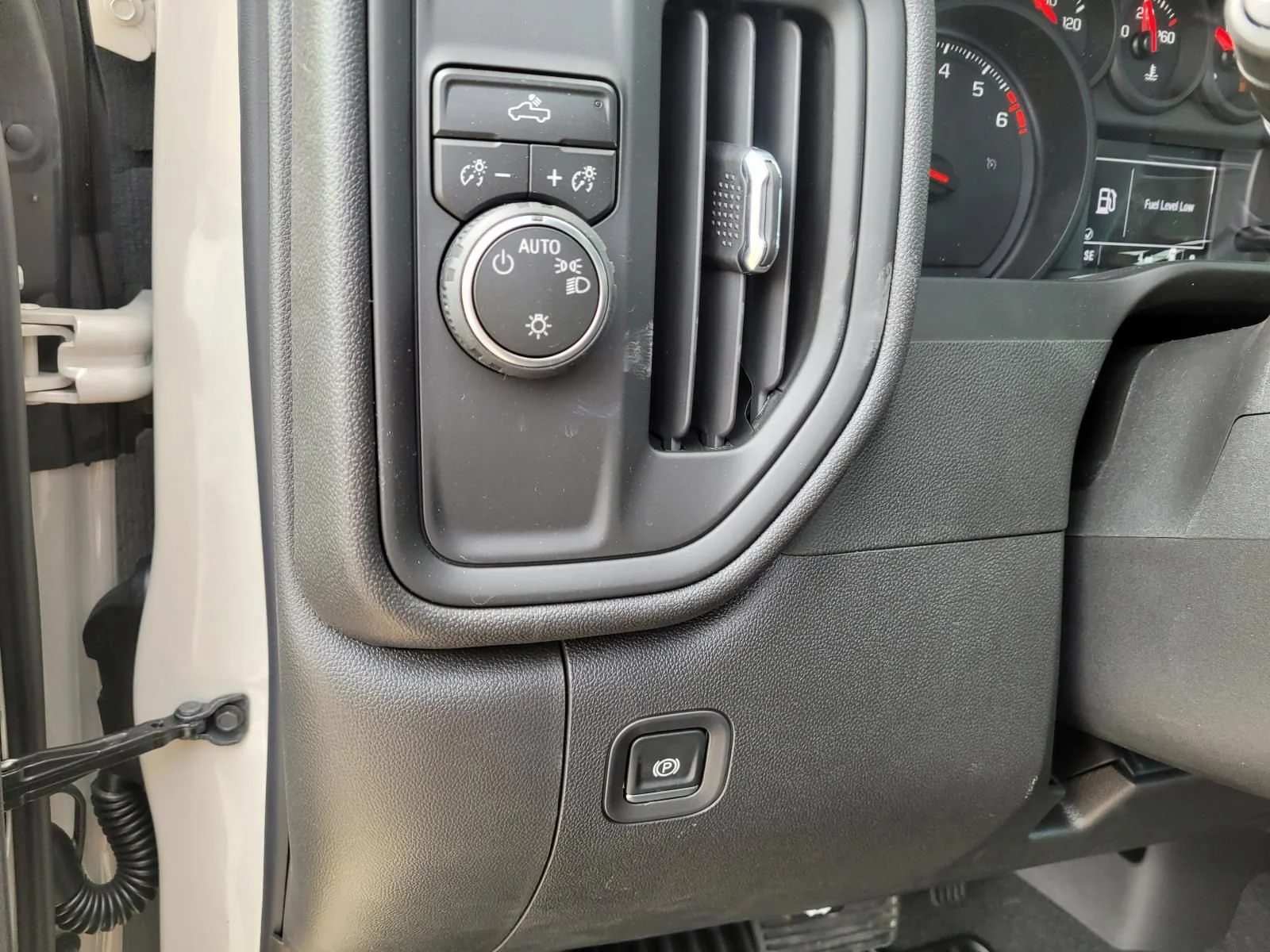 2026 Chevrolet Silverado 1500 Custom - Photo 16