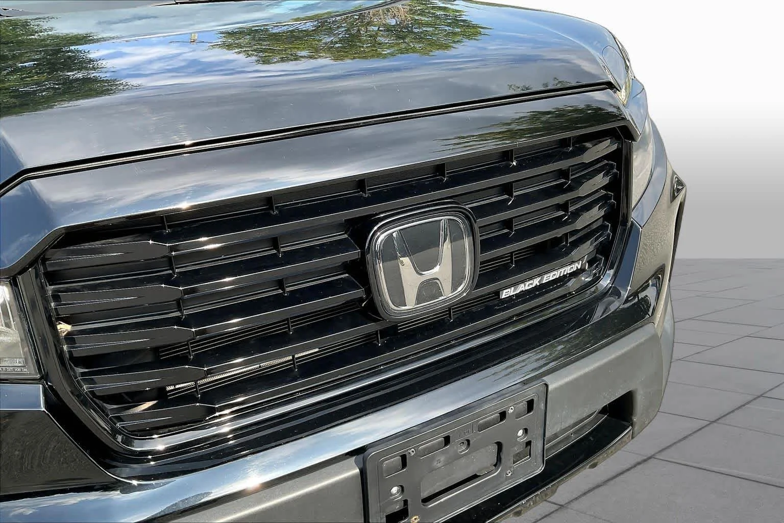 Used 2022 Crystal Black Pearl Honda Black Edition image 30