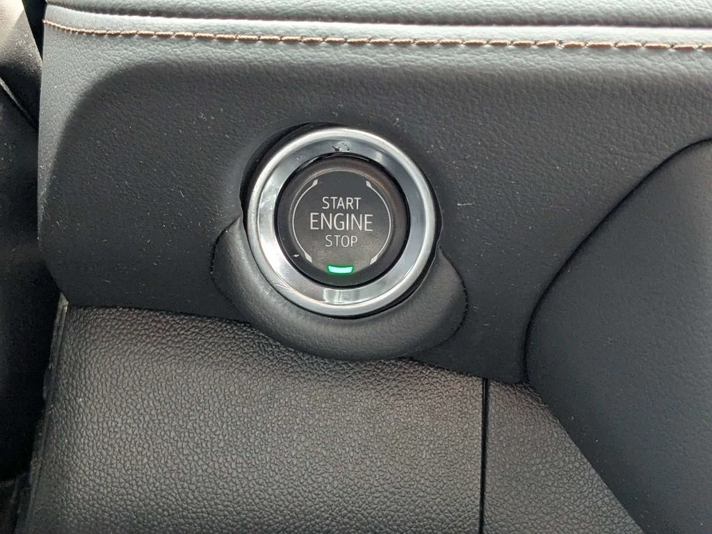Certified Used 2025 Beige Chevrolet High Country image 30