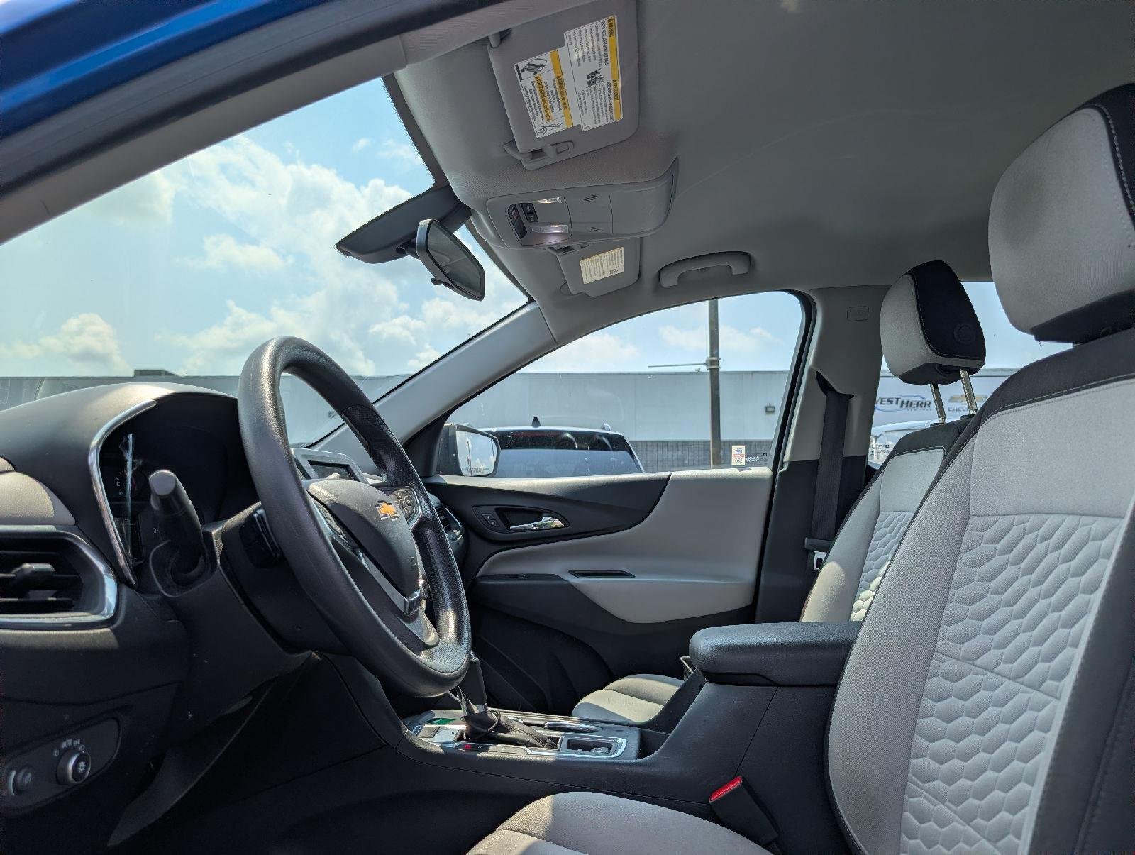 Used 2019 KINETIC BLUE METALLIC Chevrolet LS image 9