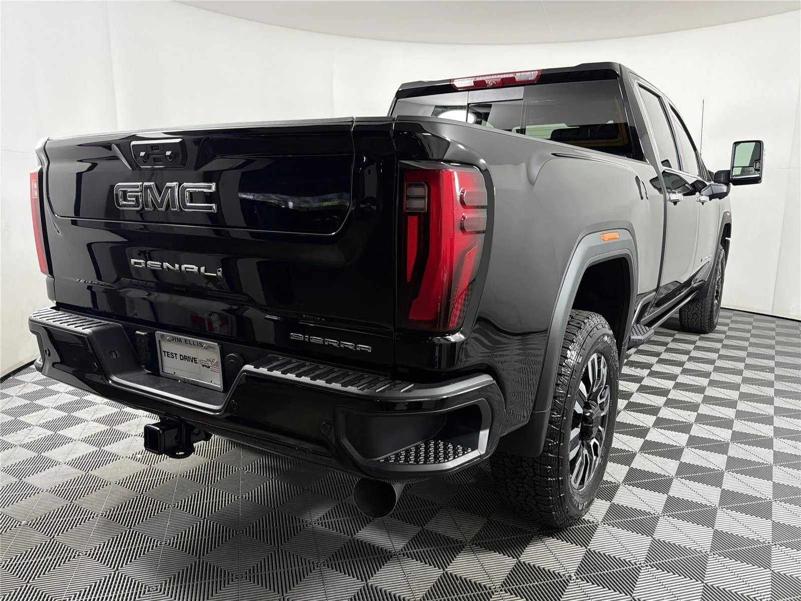 New 2026 Onyx Black GMC Denali Ultimate image 6
