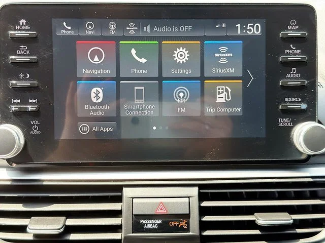 Used 2019 Black Honda Touring image 14