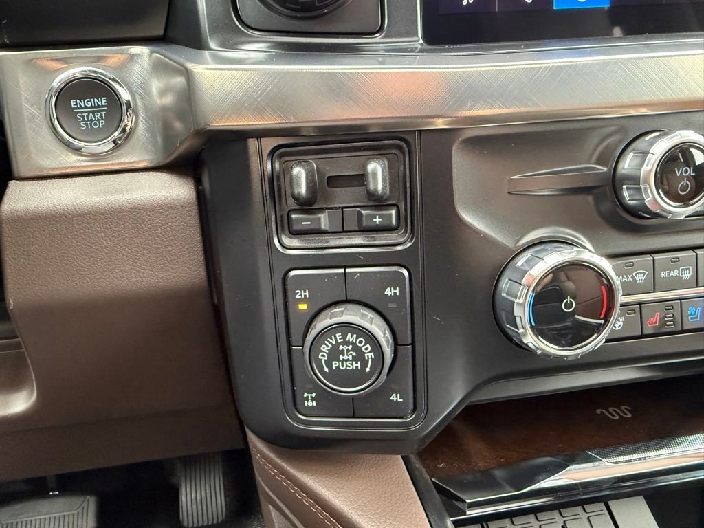 New 2026 Agate Black Metallic Ford F-250® King Ranch® image 27