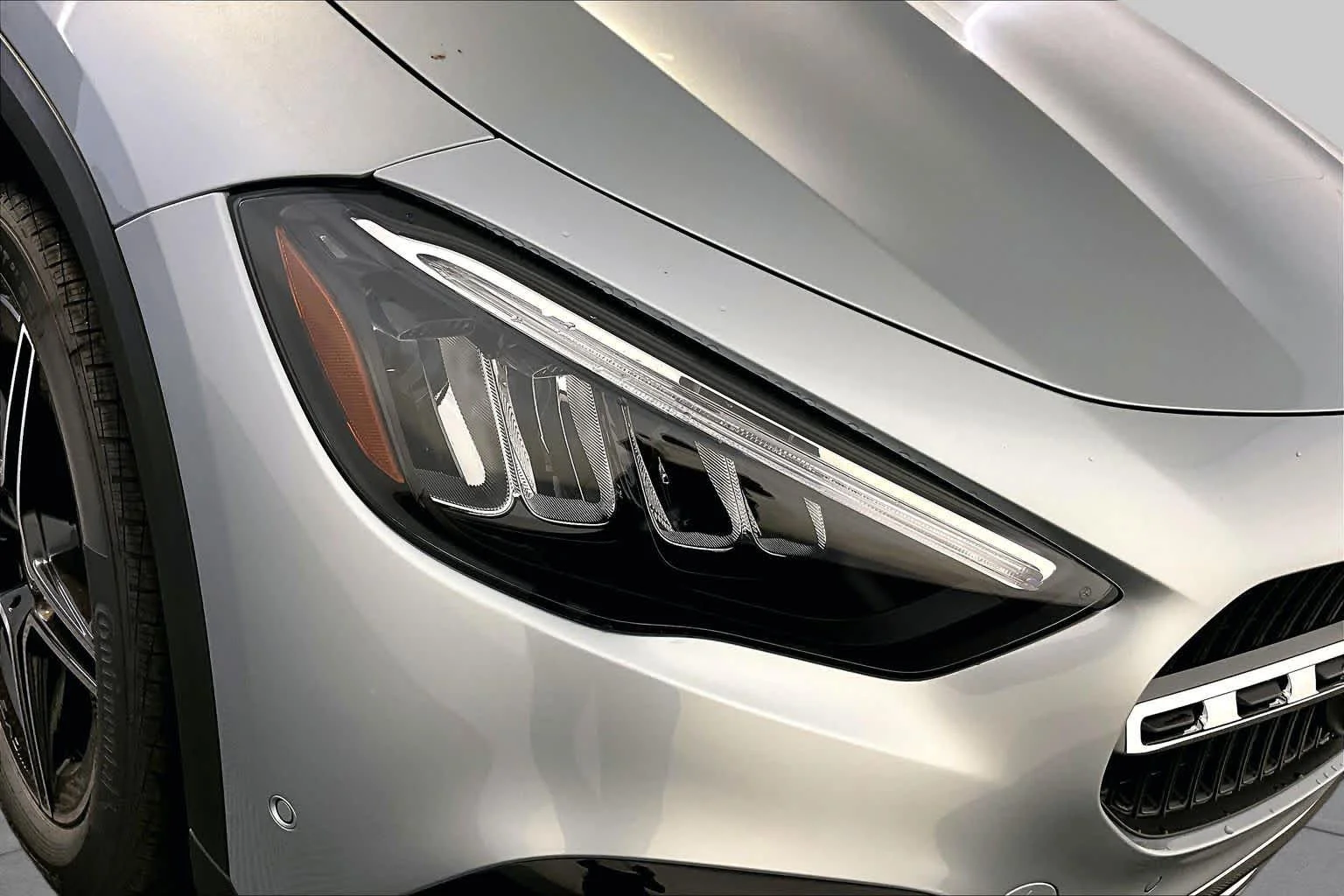 New 2026 Cirrus Silver Metallic Mercedes-Benz GLA 250 image 16