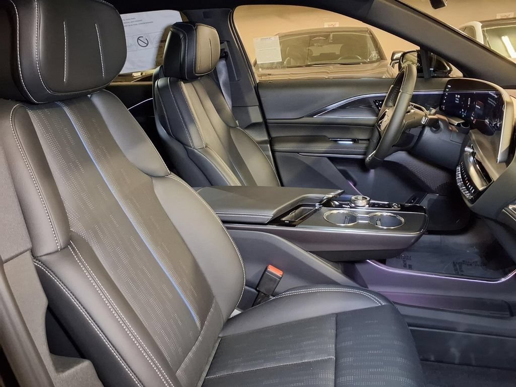 2026 Cadillac LYRIQ Sport - Photo 6