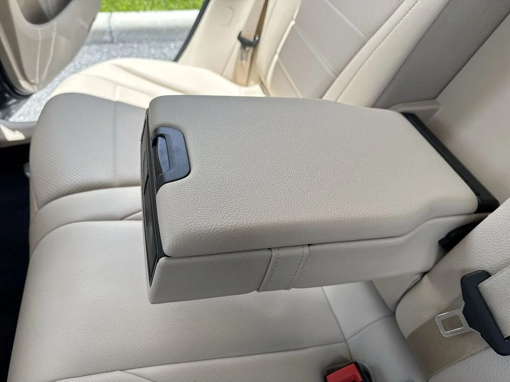 Used 2021 Graphite Gray Metallic Mercedes-Benz GLC 300 image 38