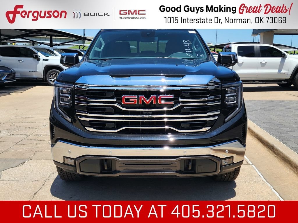 2026 GMC Sierra 1500 SLT - Photo 9