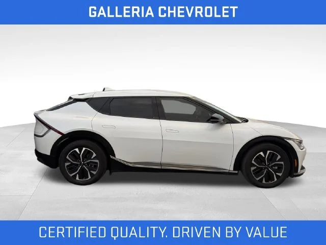 Used 2024 Kia EV6 Wind with VIN KNDC3DLC9R5200859 for sale in Farmers Branch, TX