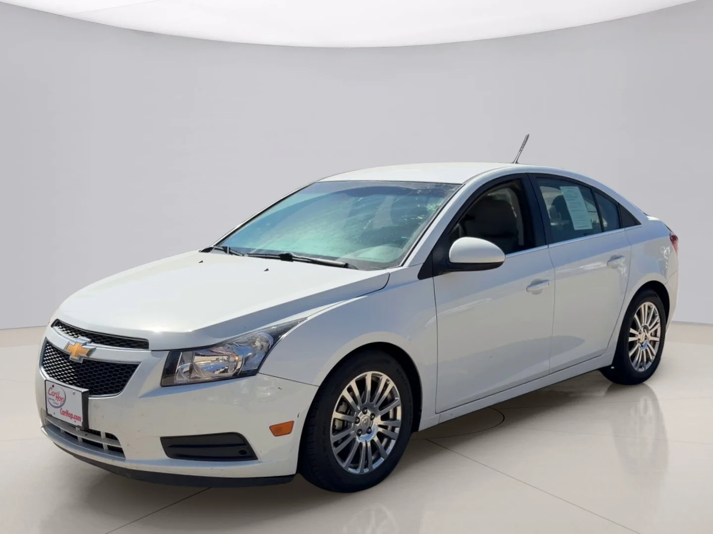 Used 2011 White Chevrolet ECO image 1