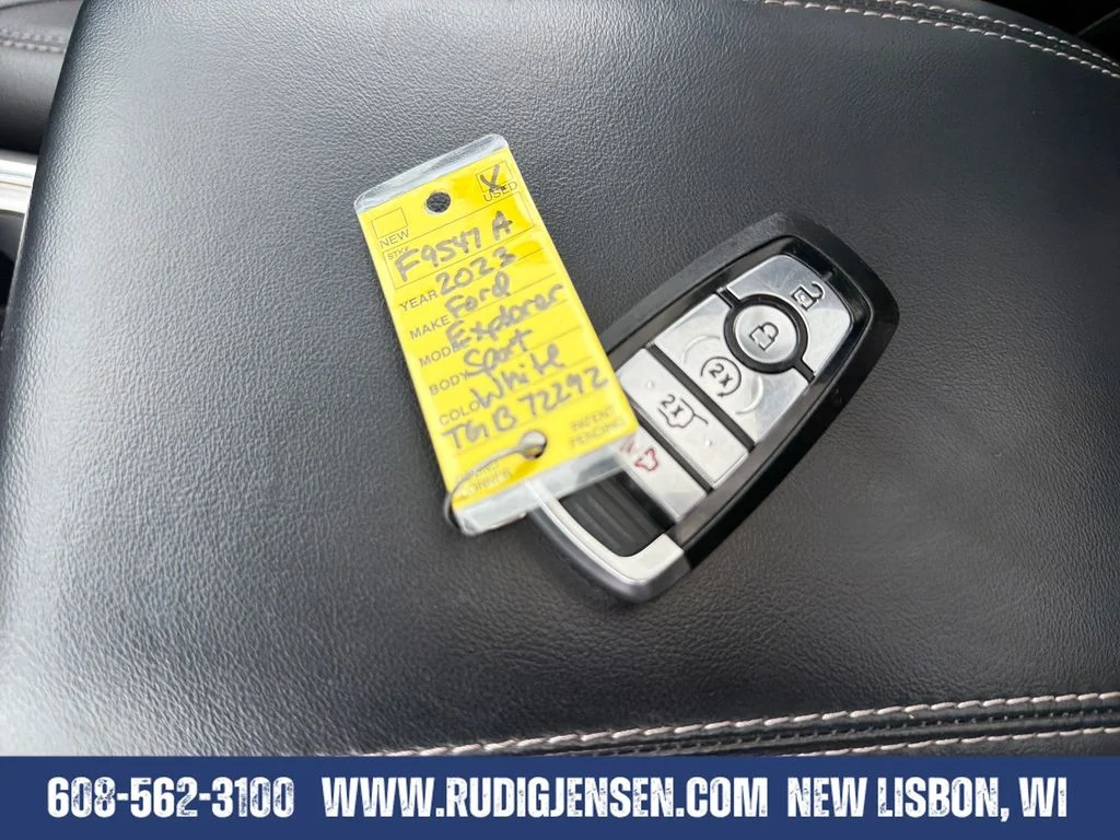 Used 2023 White Ford Limited image 32