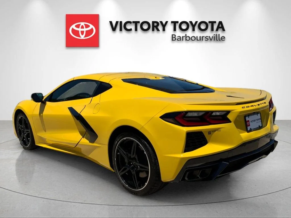 Used 2025 Yellow Chevrolet Stingray image 3