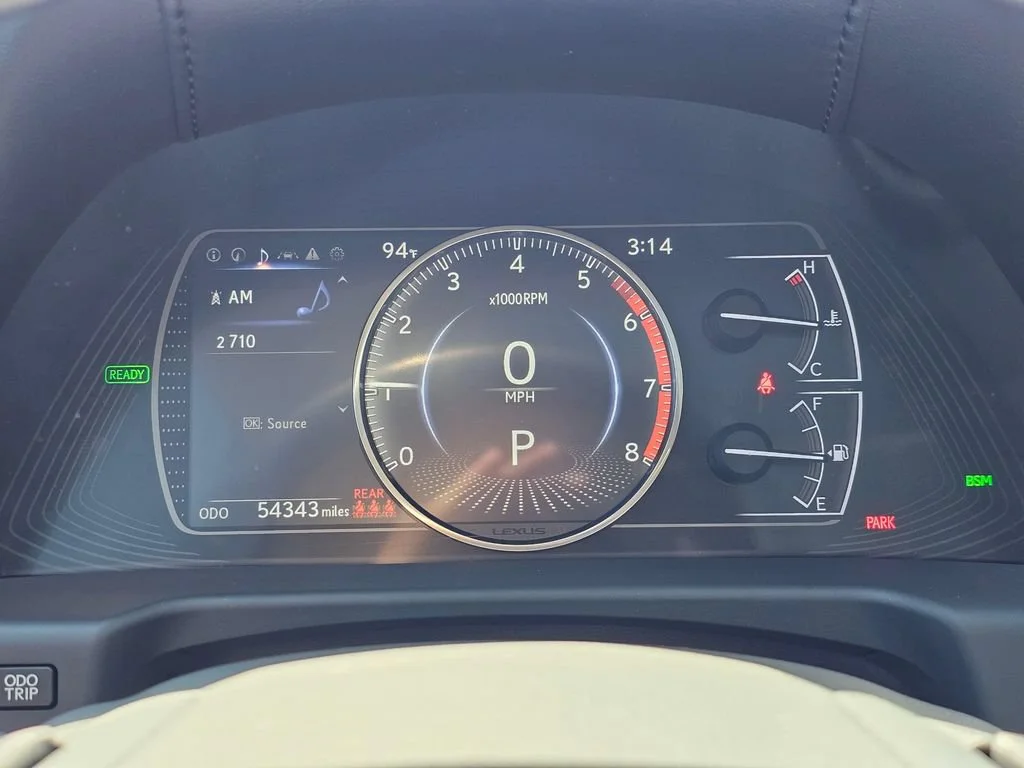 Used 2019 Maroon Lexus ES 300h image 28