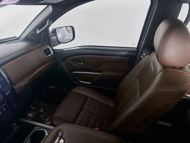 2023 Nissan Titan Platinum Reserve - Photo 24
