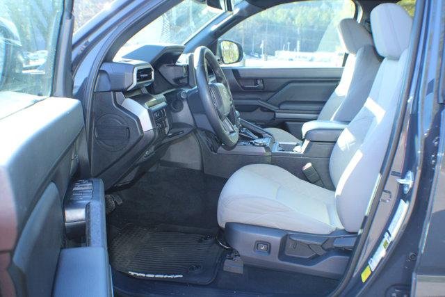 2024 Toyota Tacoma SR5 - Photo 11