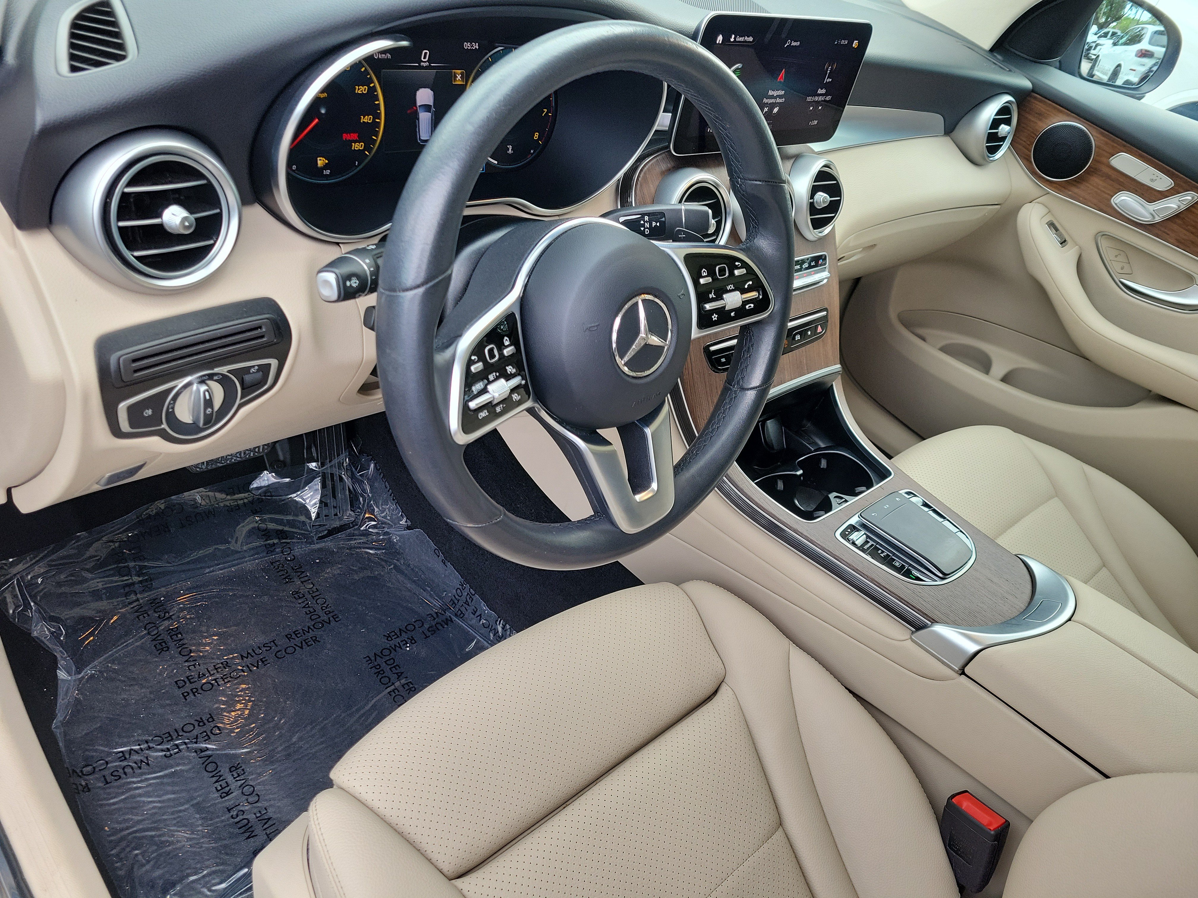 Used 2022 Starling Blue Metallic Mercedes-Benz GLC 300 image 15
