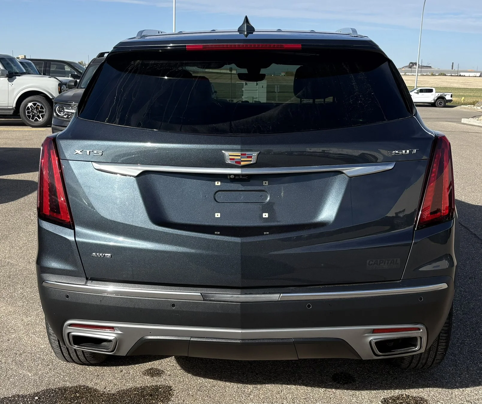 Used 2020 Shadow Metallic Cadillac PREMIUM LUXURY AW AWD **New Arrival** image 4