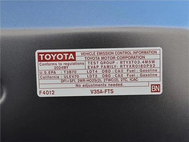 New 2024 Magnetic Gray Metallic Toyota SR5 (A10) 4x2 CrewMax 5.5 ft. box 145.7 in. WB image 9