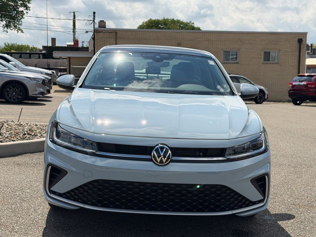 Used 2026 Gray Volkswagen 1.5T SE image 8