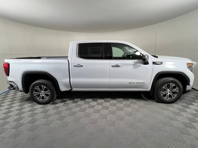 2026 GMC Sierra 1500 SLT - Photo 8