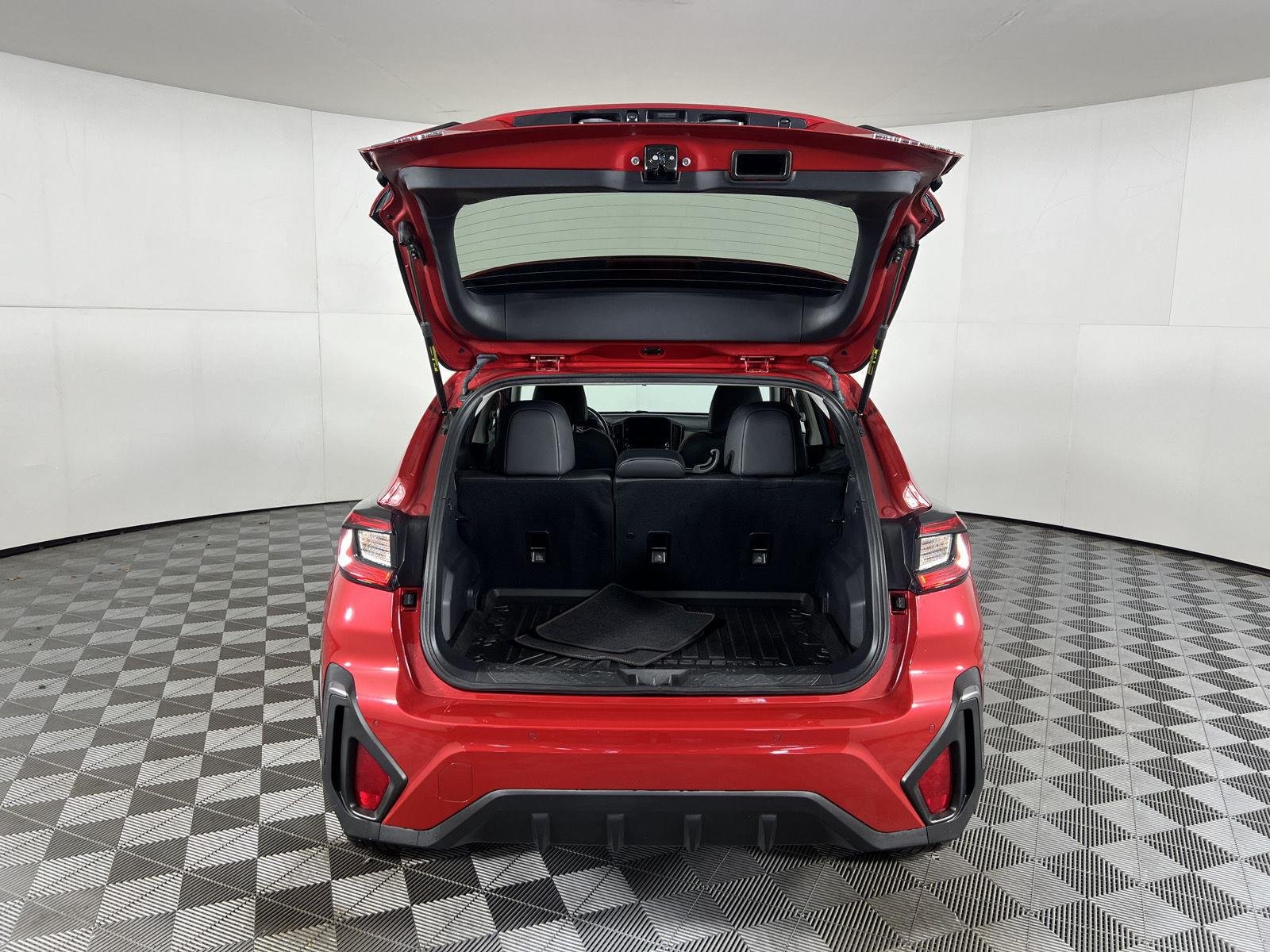 Used 2024 Lithium Red Pearl Subaru Limited image 9