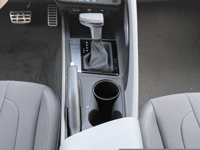 New 2026 White Hyundai SEL Sport image 18