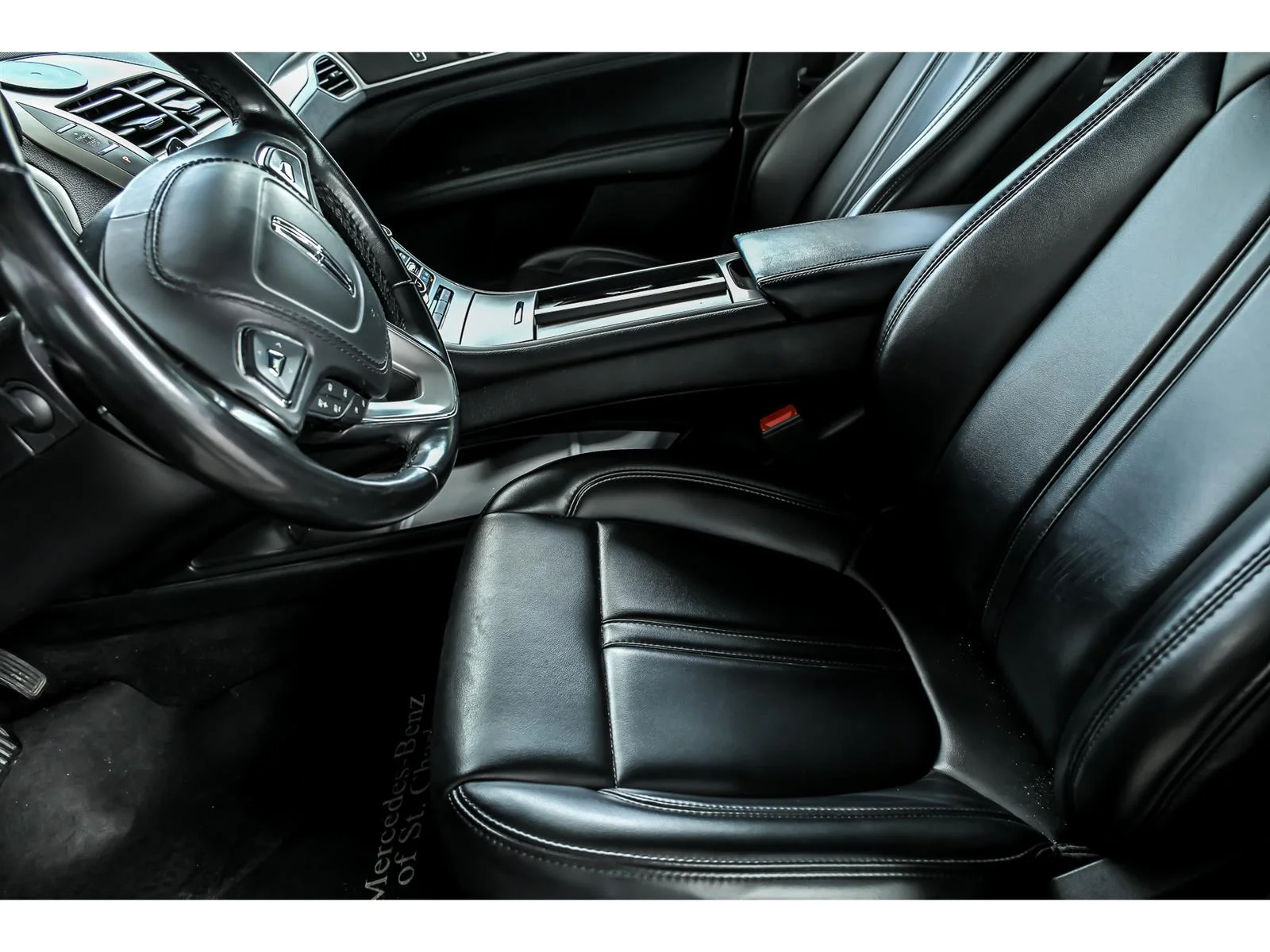 Used 2019 Black Lincoln  image 11