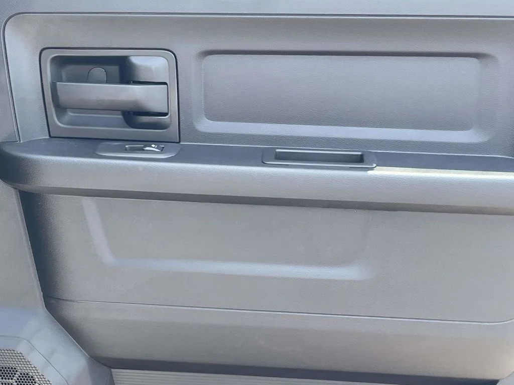 New 2026 Bright White Clear-Coat Exterior Paint RAM Tradesman image 17