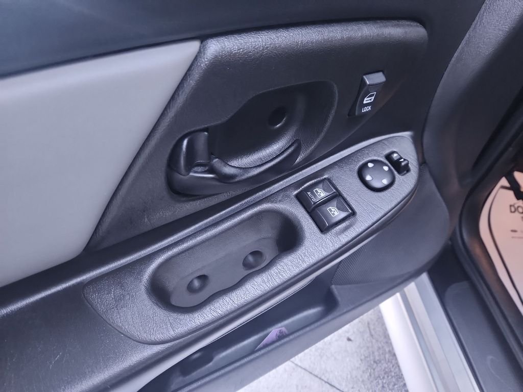 Used 2002 Black Chevrolet SS image 13