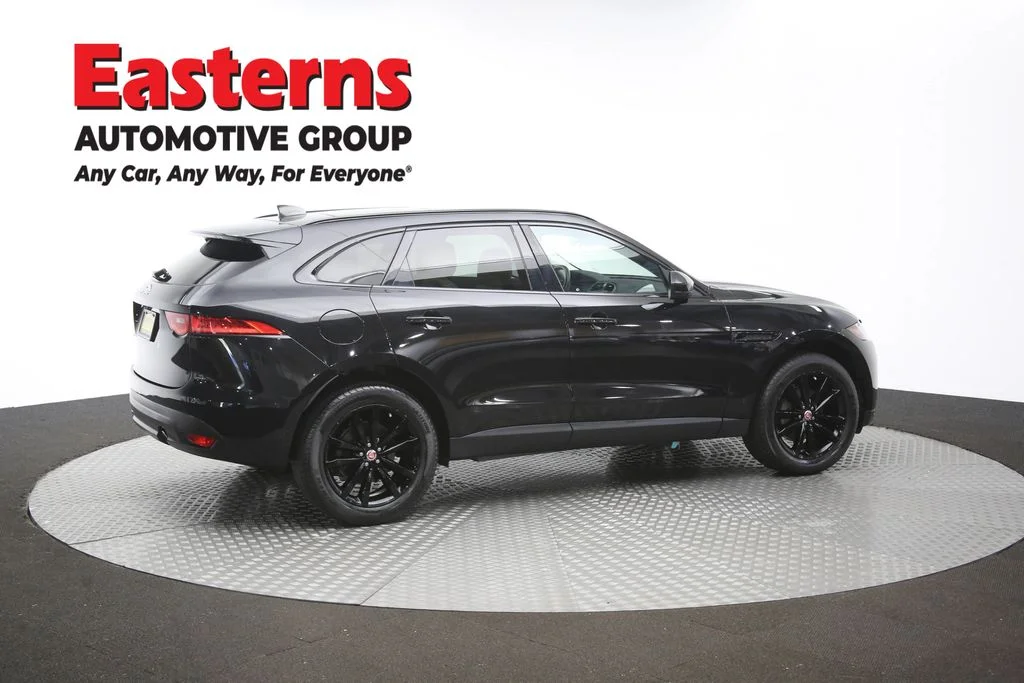 Used 2020 Black Jaguar 25t Prestige image 47