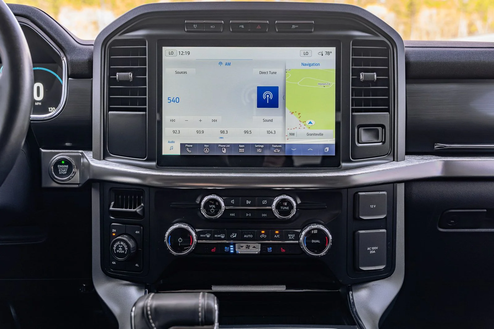 Used 2023 Silver Ford Lariat image 29