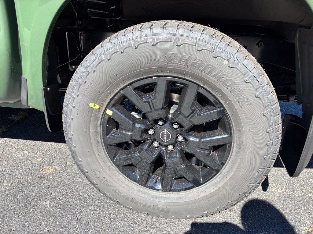 New 2027 Tactical Green Metallic Nissan Crew Cab SV image 11