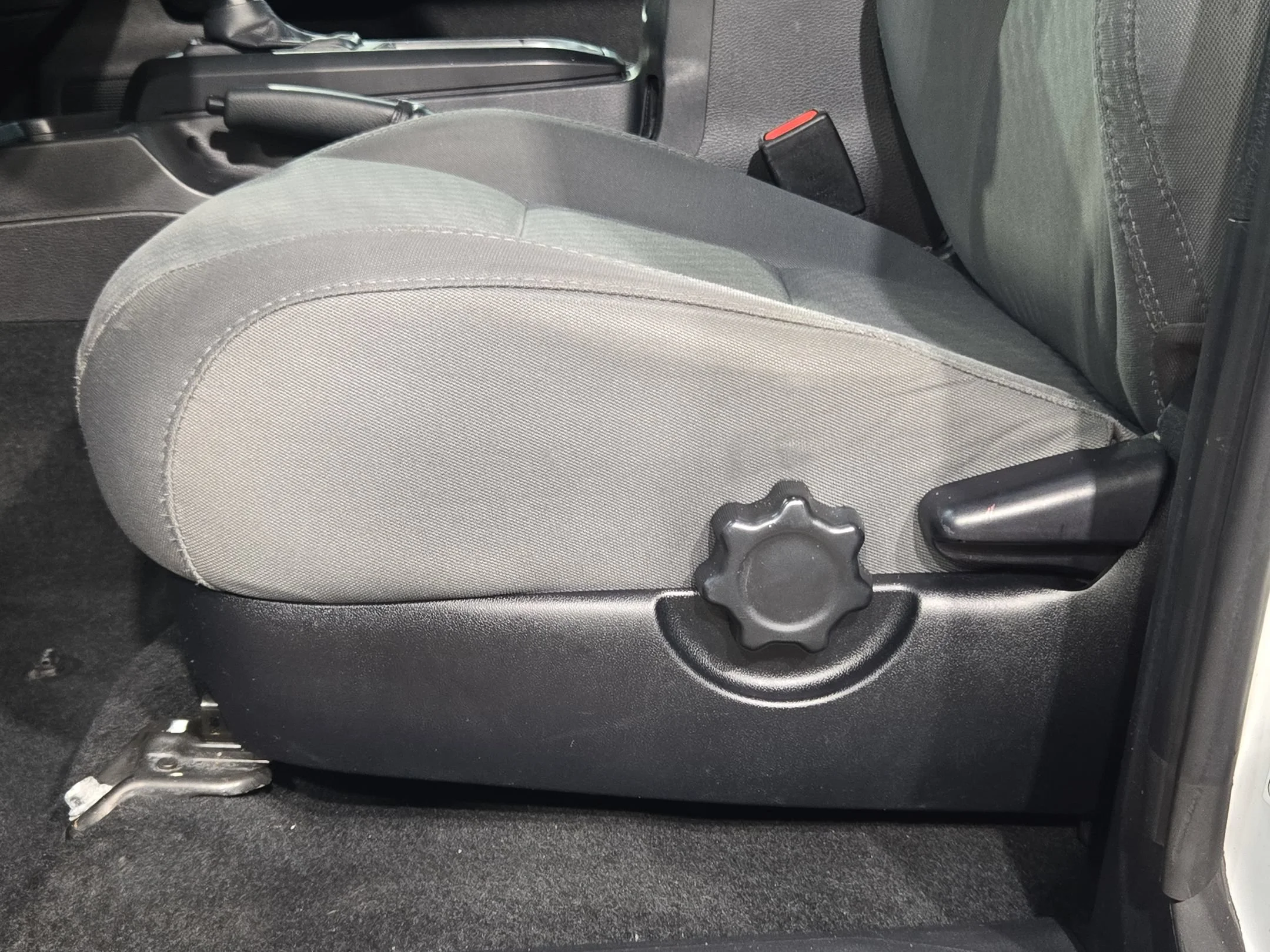 Used 2021 Super White Toyota SR image 22