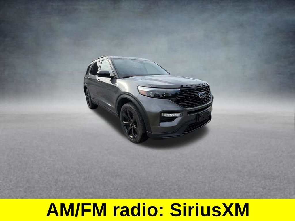 Certified Used 2023 Gray Metallic Ford ST-Line image 8