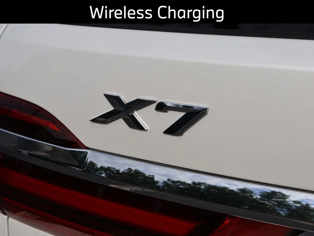 Used 2022 Mineral White Metallic BMW xDrive40i image 9