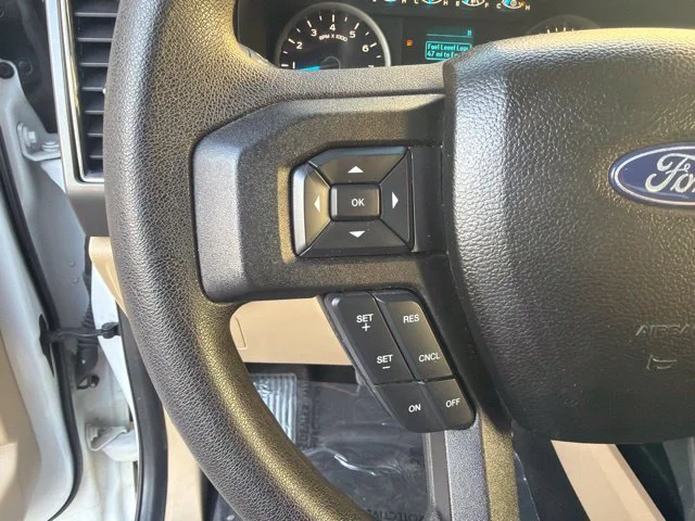 Used 2017 White Ford XLT image 25