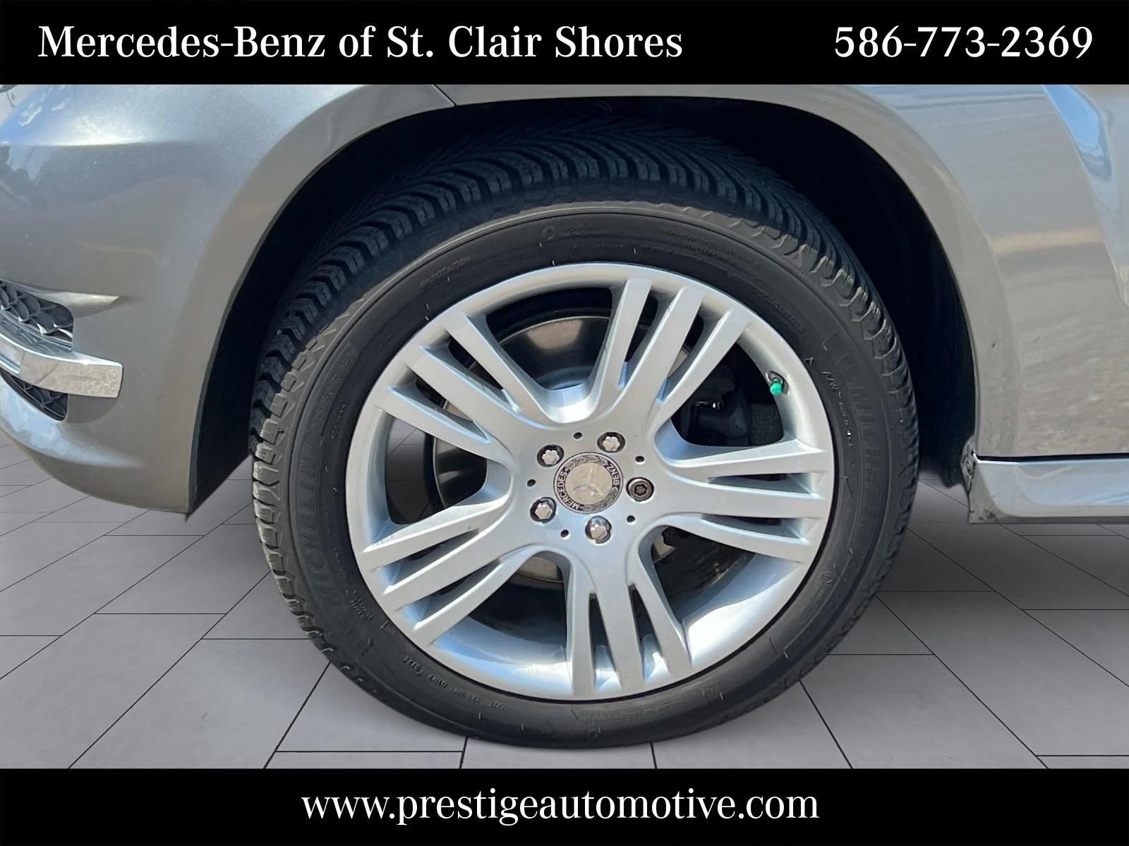 Used 2015 Gray Mercedes-Benz GLK 350 image 10