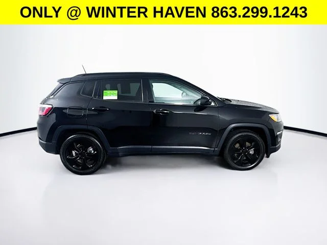 Used 2019 Black Jeep Latitude image 8