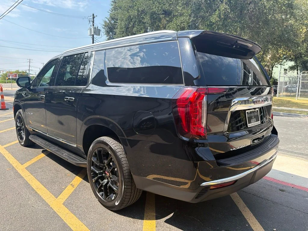 Used 2023 Black GMC SLT image 5