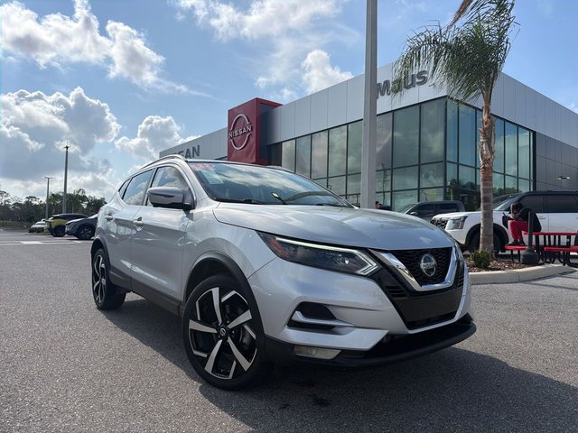 2022 Nissan Rogue Sport SL