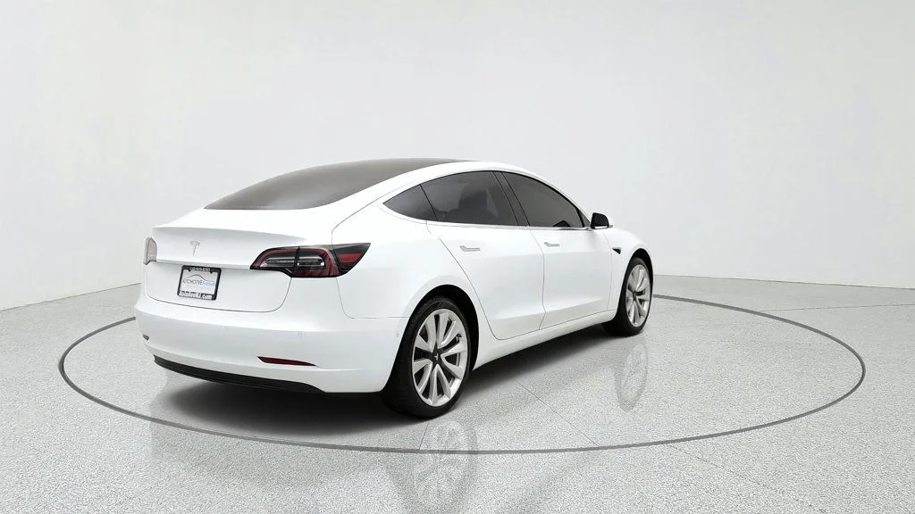 Used 2018 Pearl White Multi-Coat Tesla Long Range Battery AWD image 5