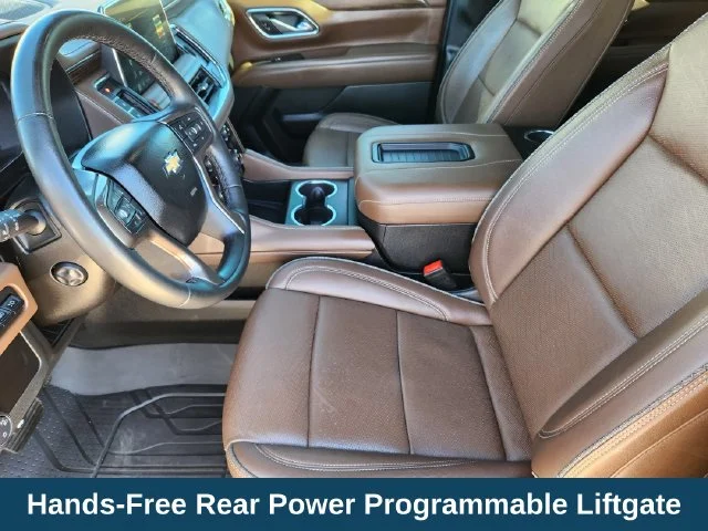 Used 2024 Black Chevrolet High Country image 16