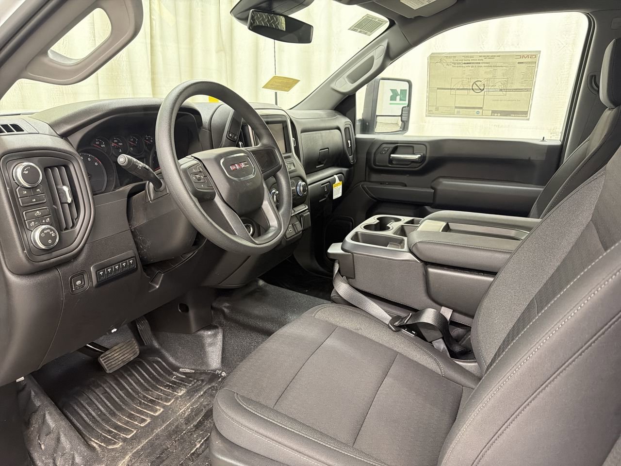 2026 GMC Sierra 3500 Chassis Cab Pro - Photo 13