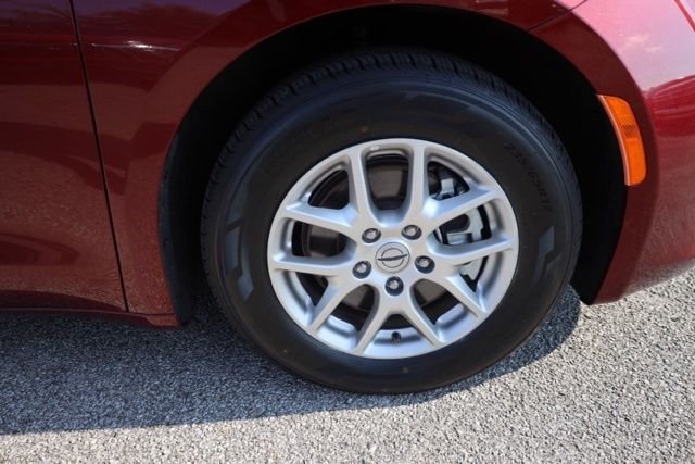 Used 2023 Red Chrysler LX image 16