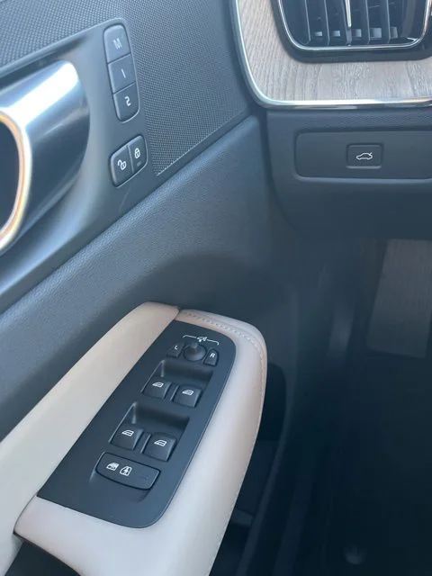 2026 Volvo XC60 Core - Photo 14