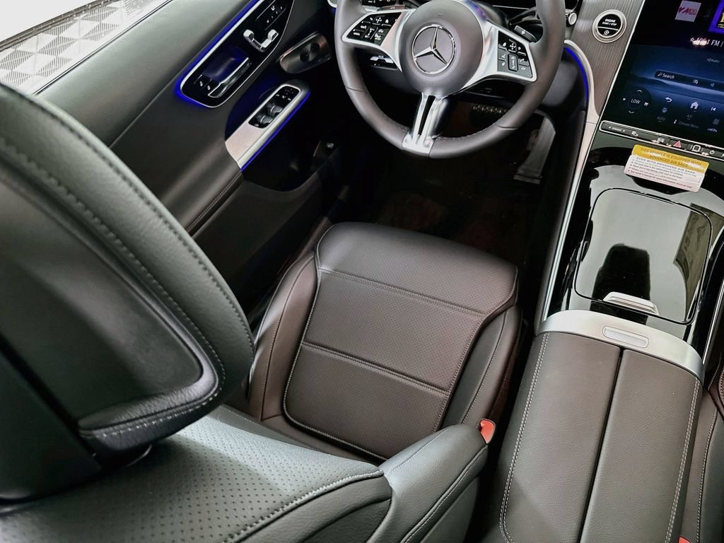 New 2026 Polar White Mercedes-Benz GLC 300 image 57