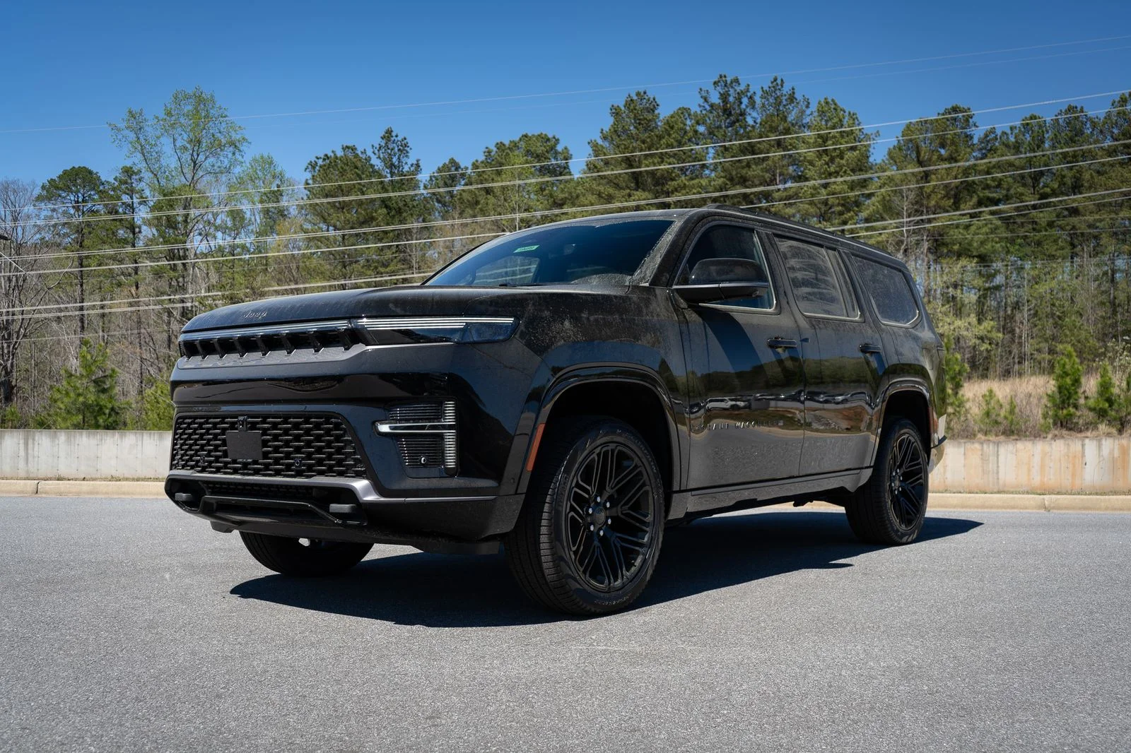 New 2026 Black Jeep Limited Reserve image 3