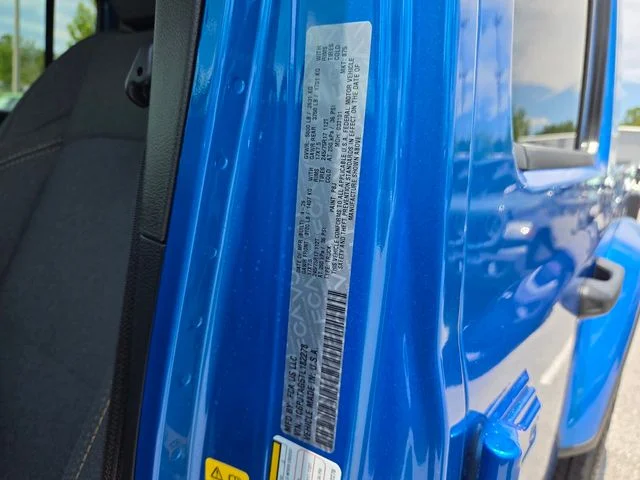 New 2026 Hydro Blue Pearl-Coat Exterior Paint Jeep Sport S image 18